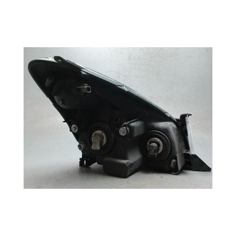 PHARE GAUCHE TOYOTA COROLLA VERSO 2004-2007