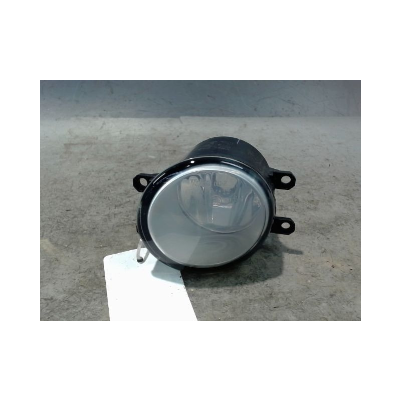 PHARE ANTIBROUILLARD AVANT GAUCHE TOYOTA AYGO 5P