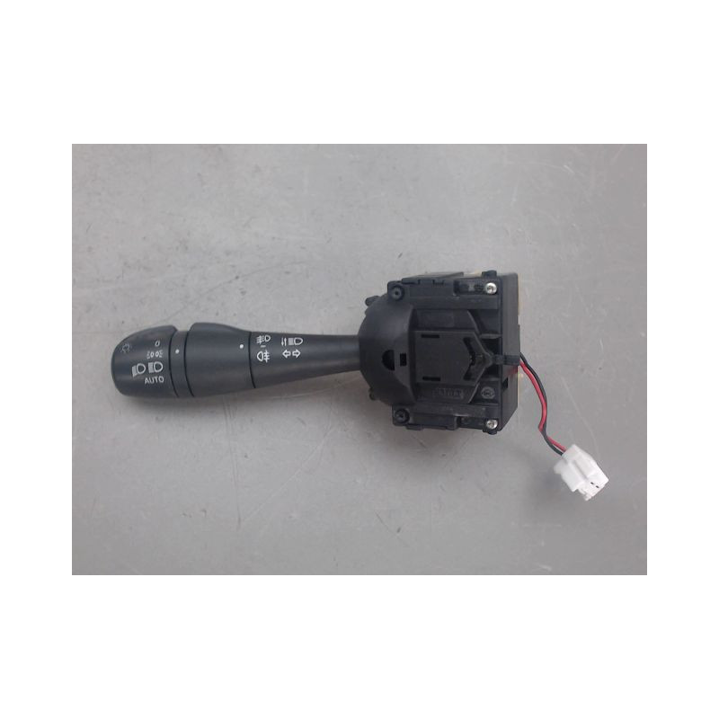 COMMANDE CLIGNOTANT RENAULT CAPTUR