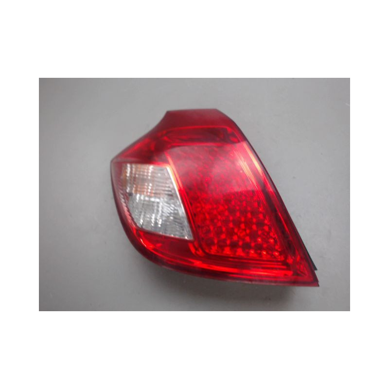 FEU ARRIERE GAUCHE  KIA CEE-D