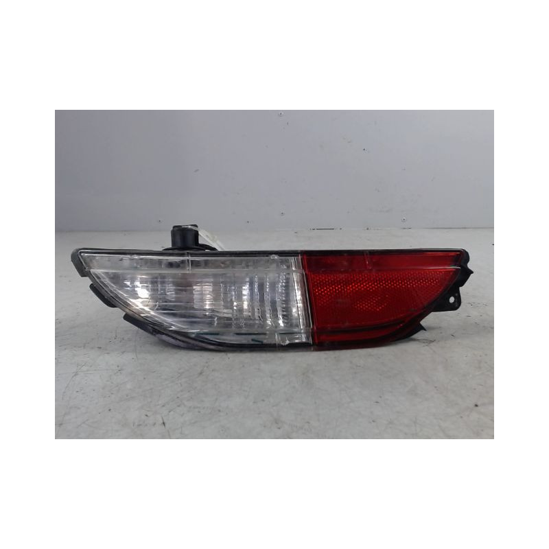FEU RECUL DROIT FIAT GRANDE PUNTO 2005-