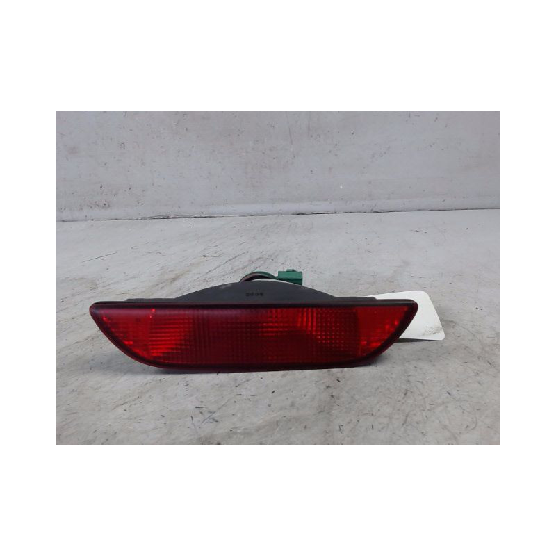 FEU BROUILLARD CENTRAL ARRIERE NISSAN NOTE