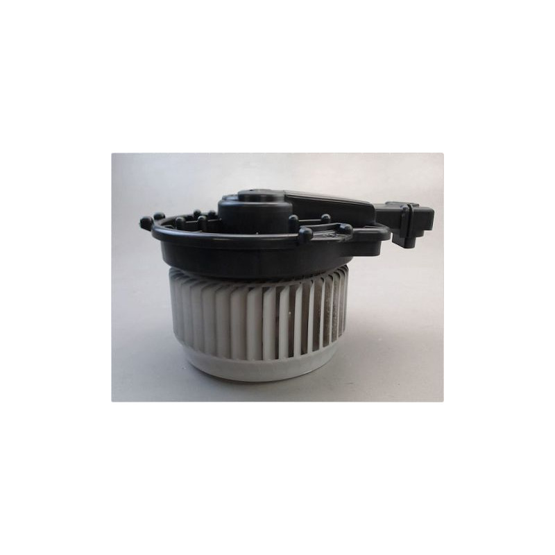 MOTEUR VENTILATEUR CHAUFFAGE SUZUKI VITARA