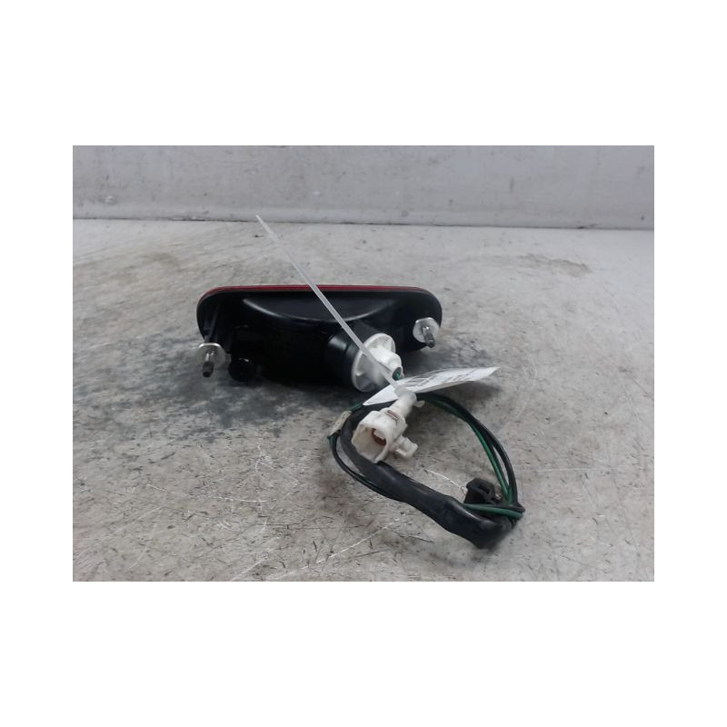 FEU BROUILLARD CENTRAL ARRIERE SUZUKI SWIFT