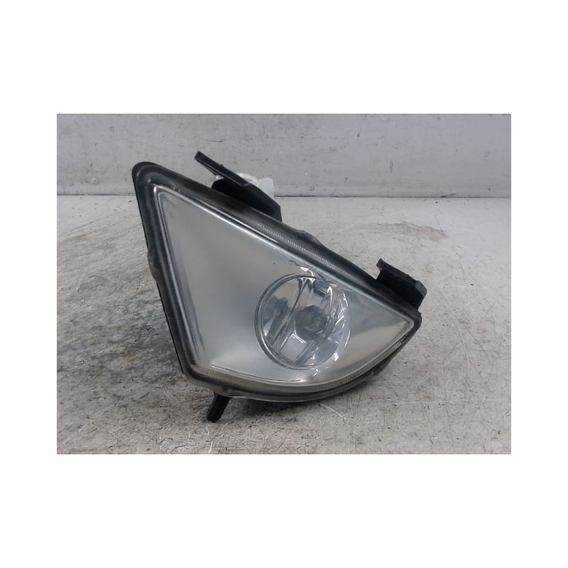 PHARE ANTIBROUILLARD AVANT GAUCHE FORD FIESTA 02 -05