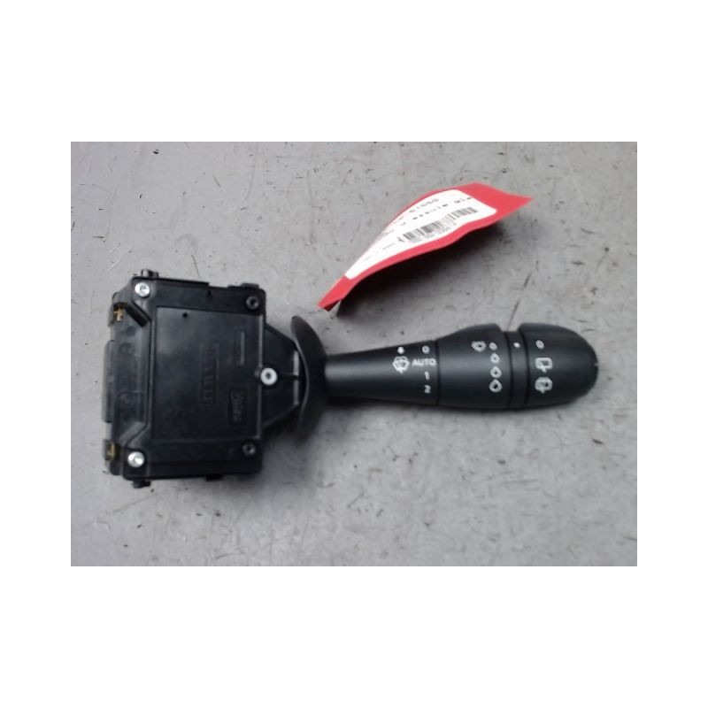 COMMANDE ESSUIE GLACE RENAULT CAPTUR 1