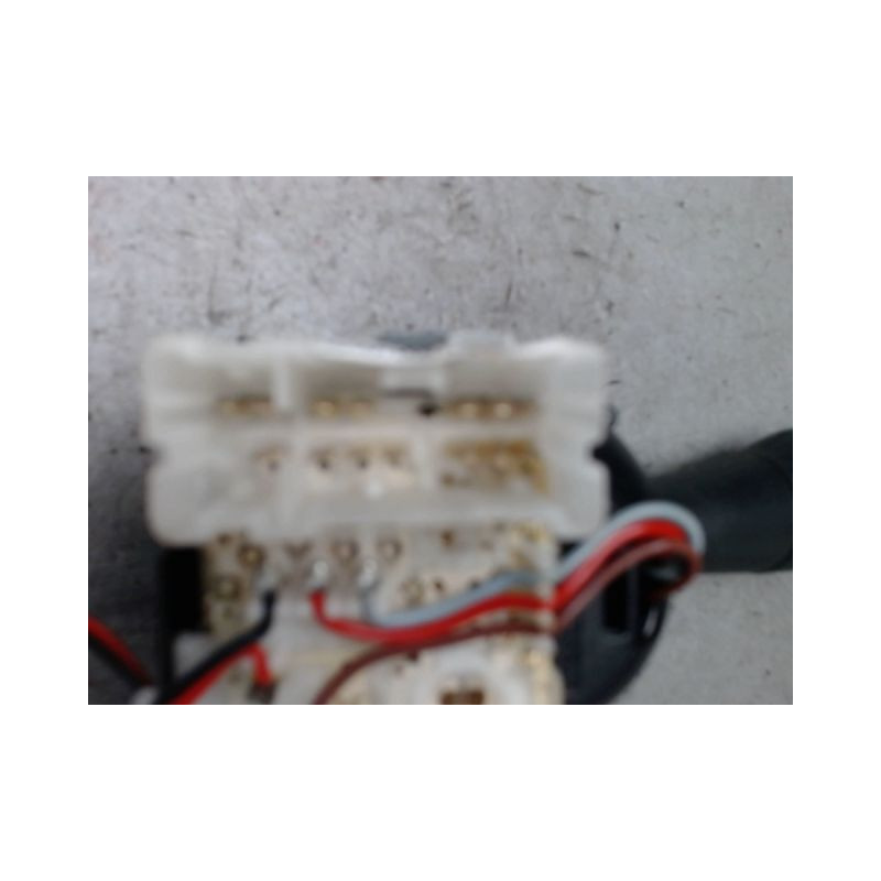 COMMANDE CLIGNOTANT NISSAN NV300