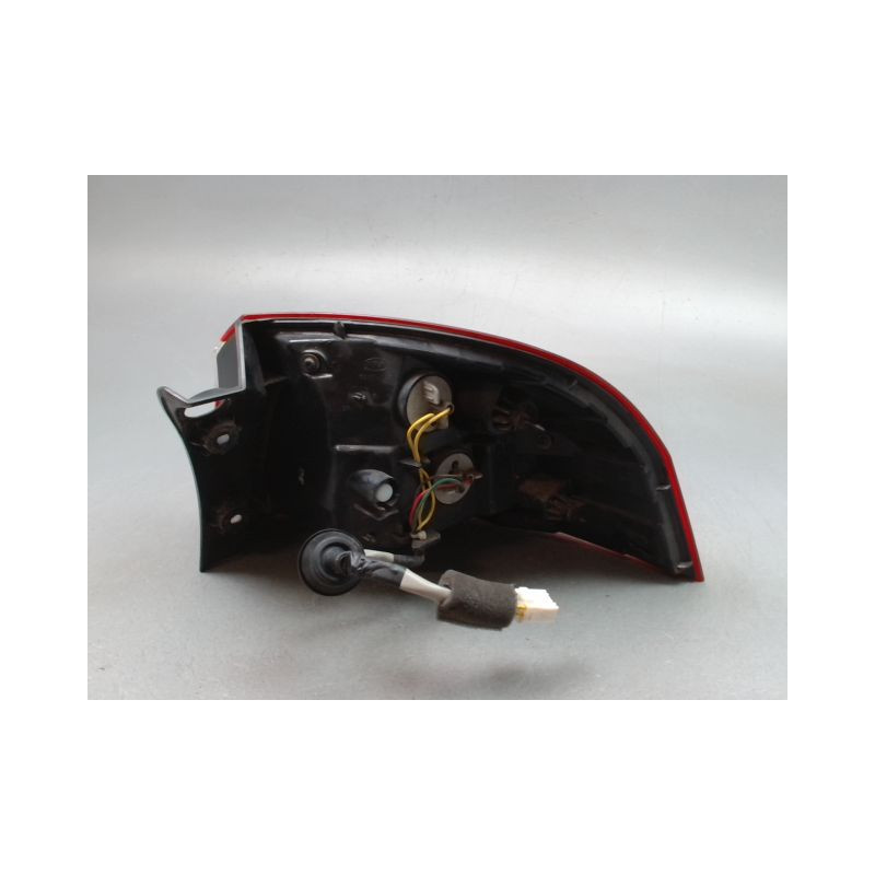 FEU ARRIERE GAUCHE  KIA RIO 2005-