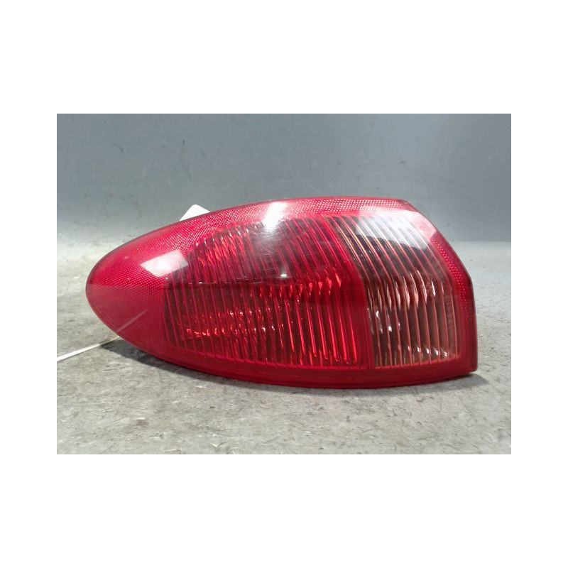 FEU ARRIERE GAUCHE  ALFA ROMEO 147 3P