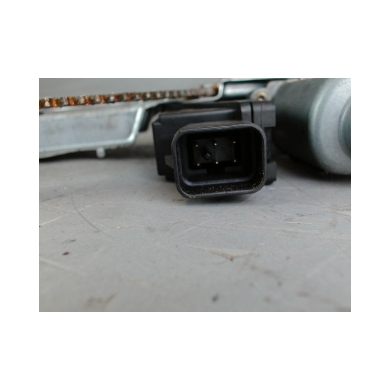 MECANISME+MOTEUR LEVE-GLACE AVANT DROIT OPEL CORSA C PHASE 1 ESSENCE