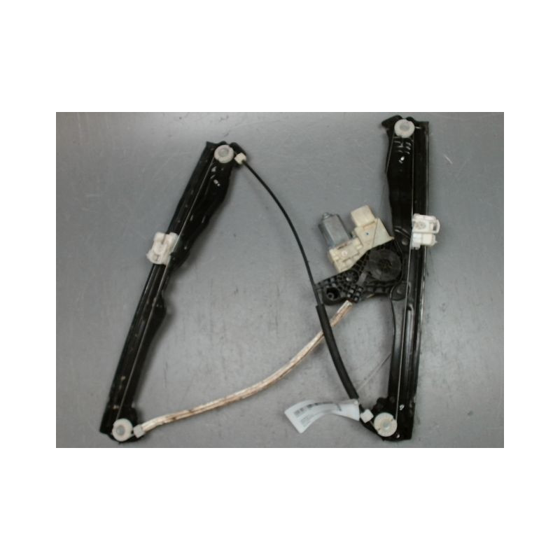MECANISME+MOTEUR LEVE-GLACE AVANT GAUCHE PEUGEOT 308