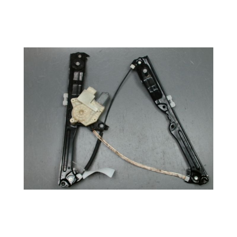 MECANISME+MOTEUR LEVE-GLACE AVANT GAUCHE PEUGEOT 308