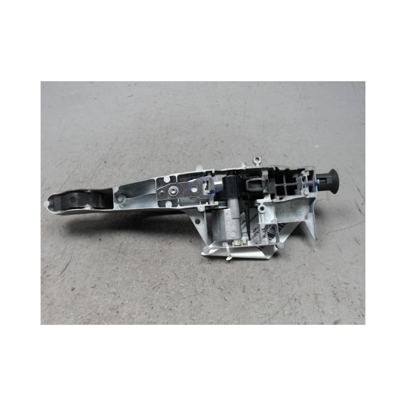 POIGNEE EXTERIEURE PORTE COULISSANTE DROIT PEUGEOT PARTNER TEPEE 2008-