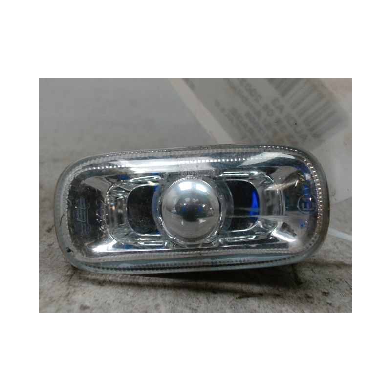 REPETITEUR AILE DROIT AUDI A3 2003-