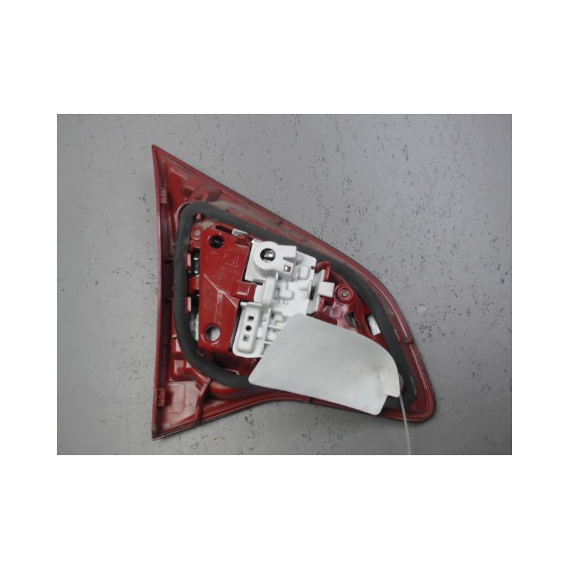 FEU ARRIERE INTERIEUR DROIT OPEL MERIVA