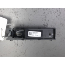 BOUTON DE WARNING OPEL MERIVA