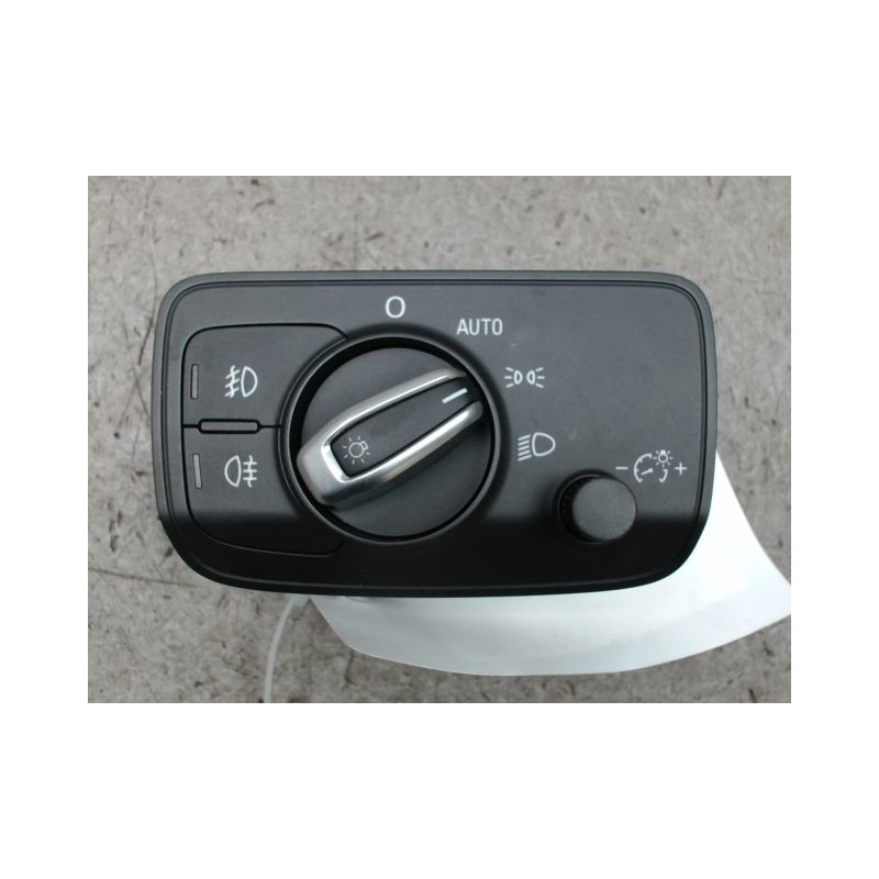 COMMANDE ECLAIRAGE AUDI A3