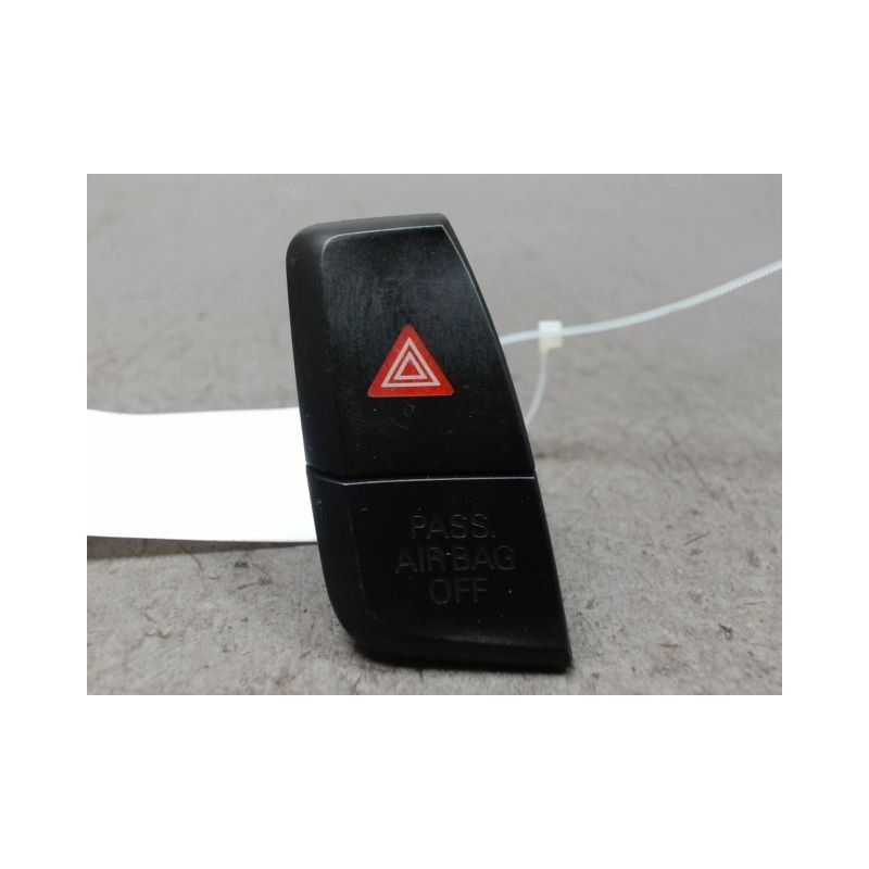 BOUTON DE WARNING AUDI A5