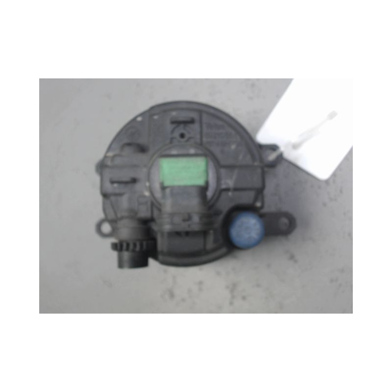 PHARE ANTIBROUILLARD AVANT DROIT TOYOTA YARIS II 2010-