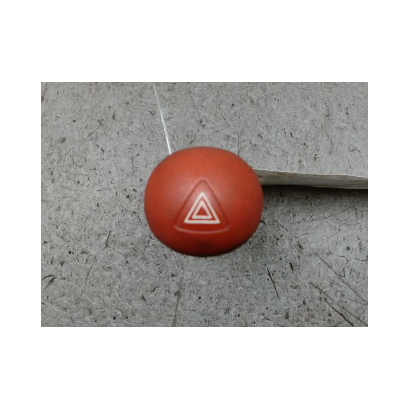 BOUTON DE WARNING RENAULT TWINGO PH.3 2000-2007