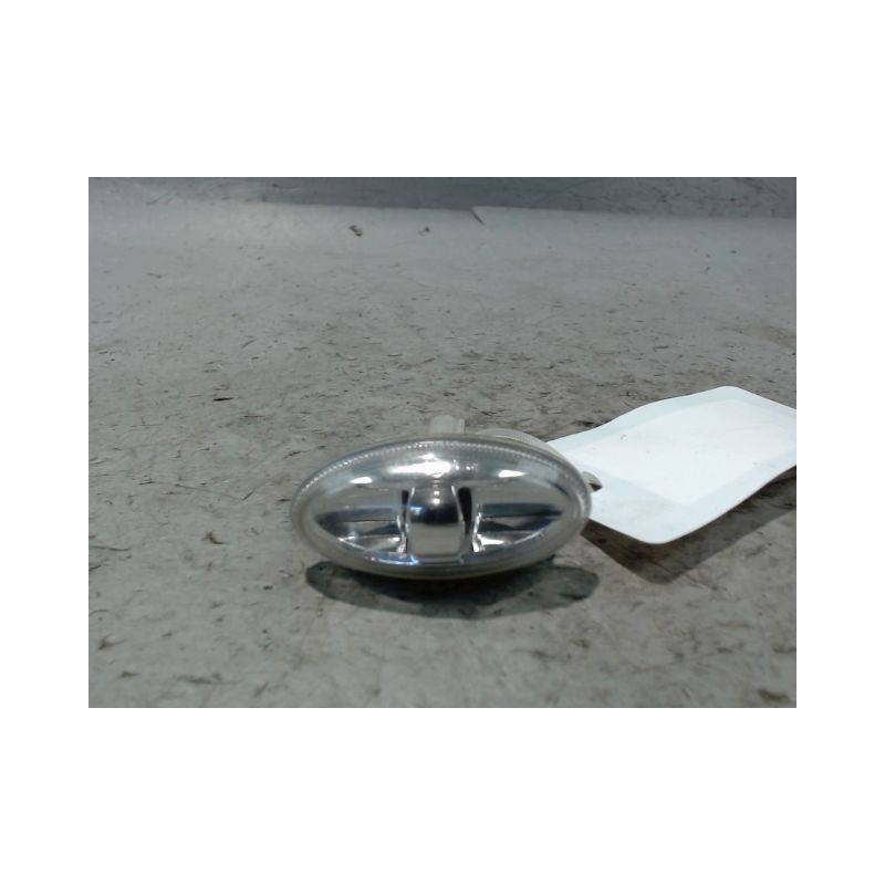 REPETITEUR AILE GAUCHE CITROEN C-CROSSER 2007-
