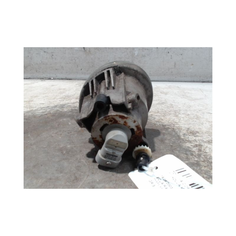 PHARE ANTIBROUILLARD AVANT GAUCHE TOYOTA COROLLA VERSO 2002-2004