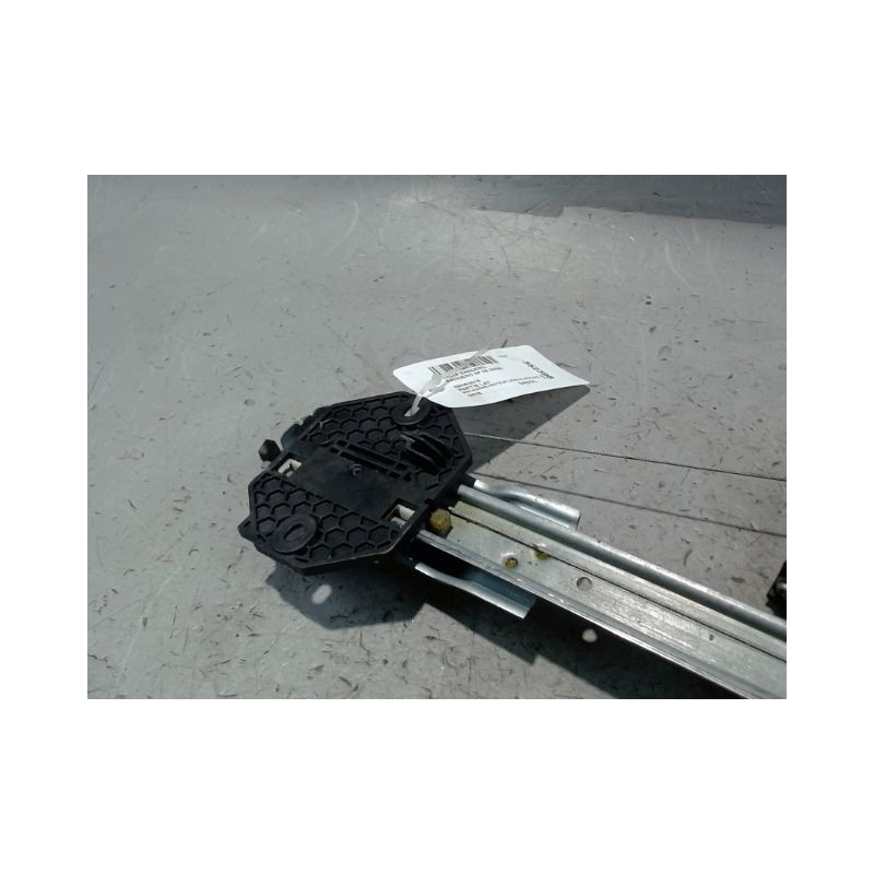 MECANISME+MOTEUR LEVE-GLACE AVANT DROIT DACIA SANDERO 2008-
