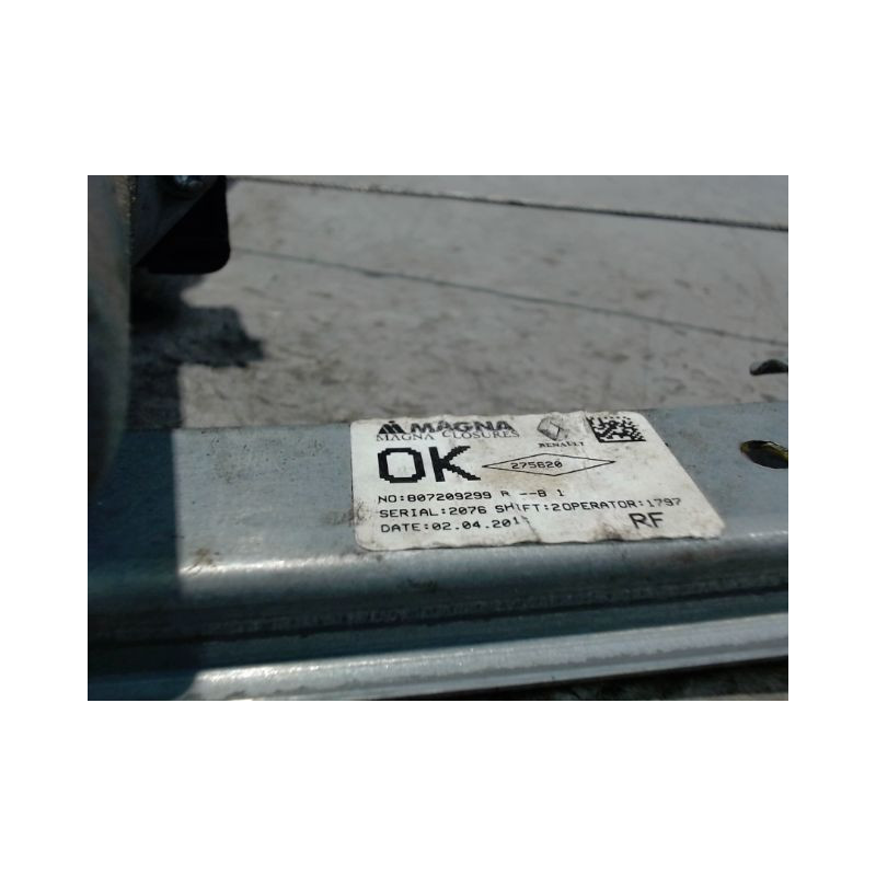 MECANISME+MOTEUR LEVE-GLACE AVANT DROIT DACIA SANDERO 2008-