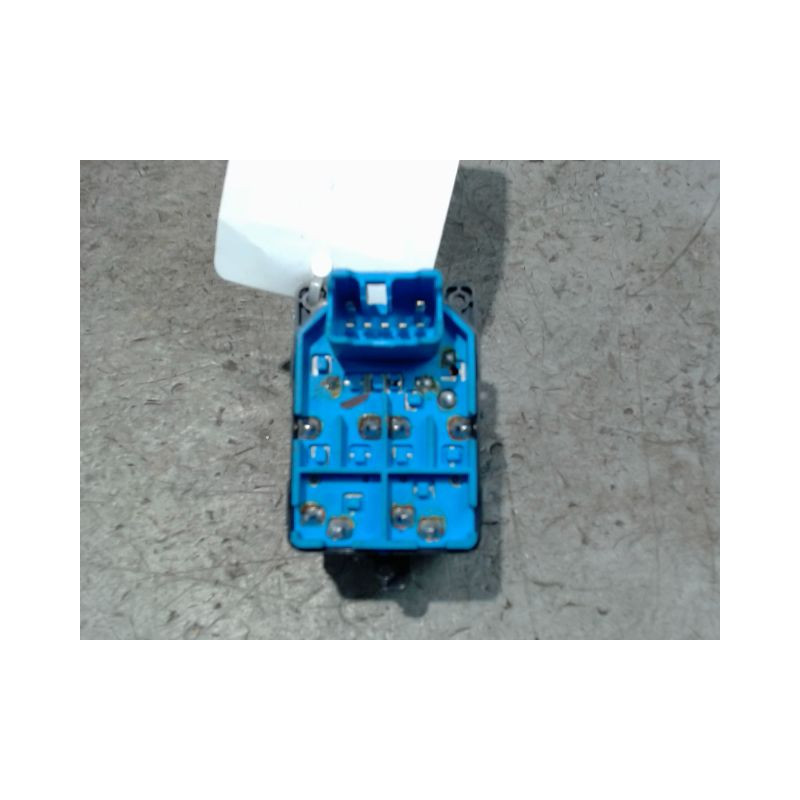 COMMANDE LEVE-GLACE PORTE AVG KIA PICANTO