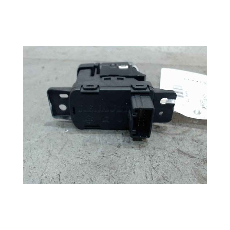 INTERIEUR COMMANDE FREIN A MAIN RENAULT MEGANE
