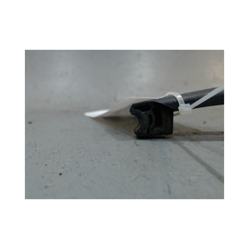 BRAS ESSUIE-GLACE ARRIERE HYUNDAI IX35