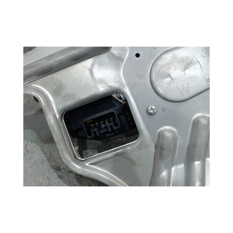 MECANISME ESSUIE-GLACE ARRIERE TOYOTA YARIS