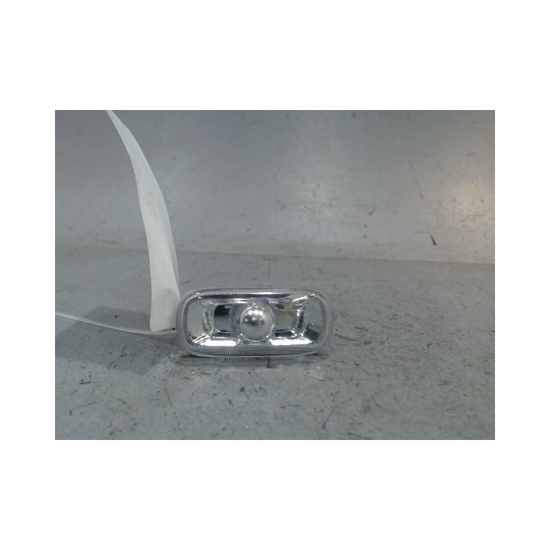 REPETITEUR AILE DROIT AUDI A3