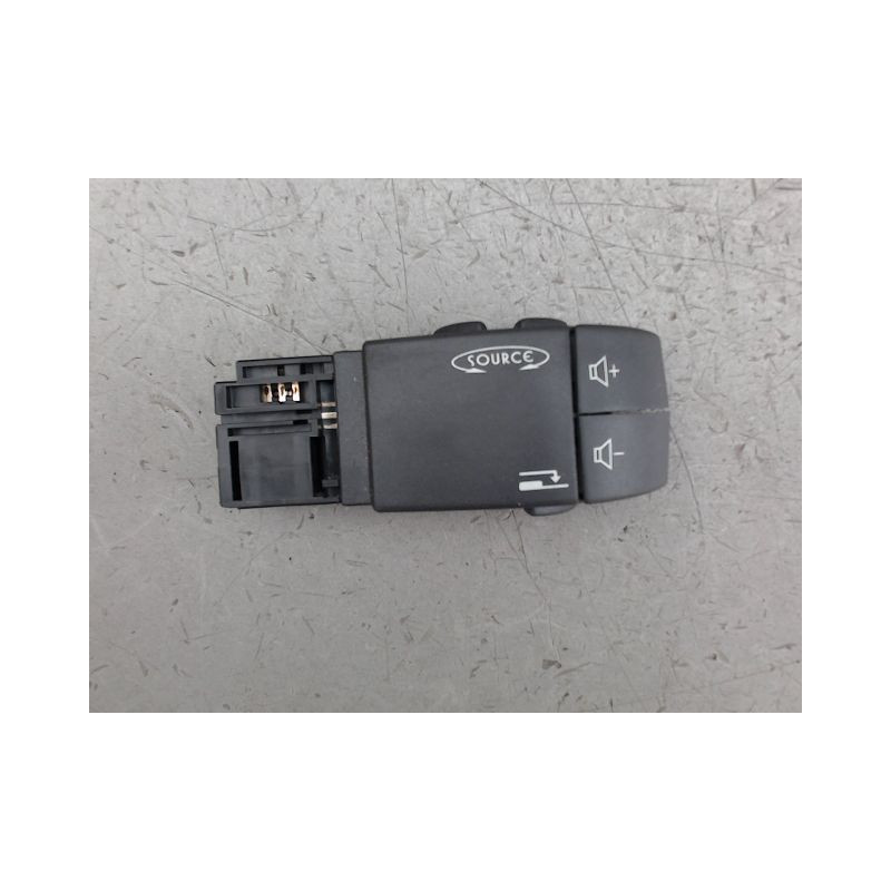 COMMANDE AUTORADIO RENAULT TWINGO