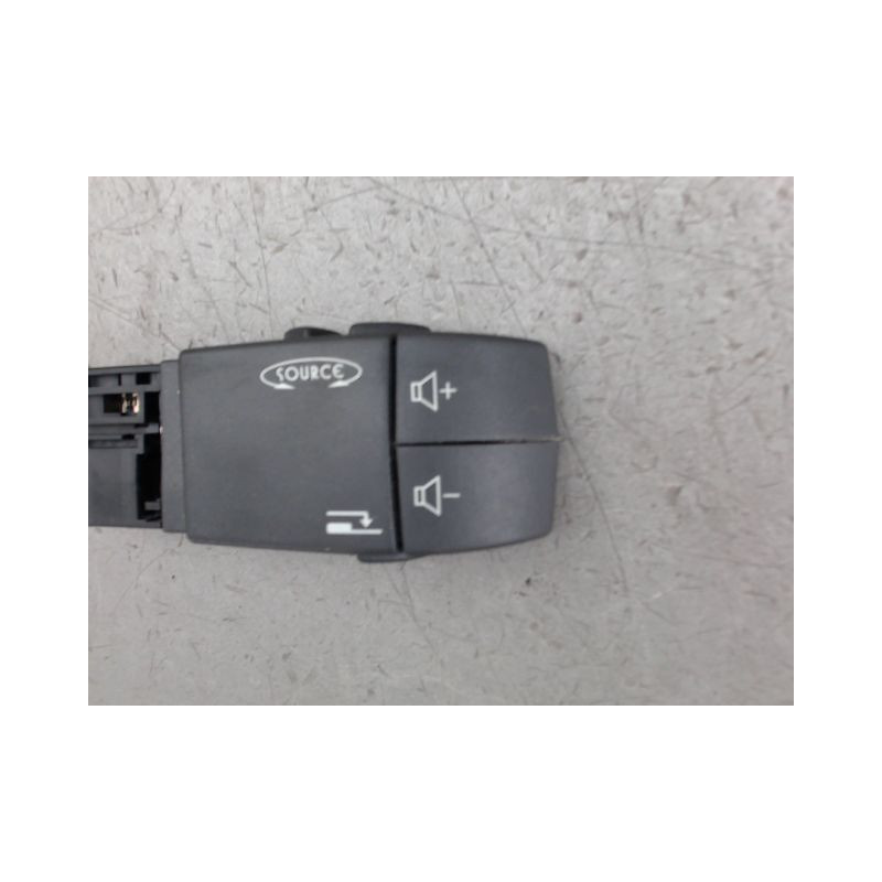COMMANDE AUTORADIO RENAULT TWINGO