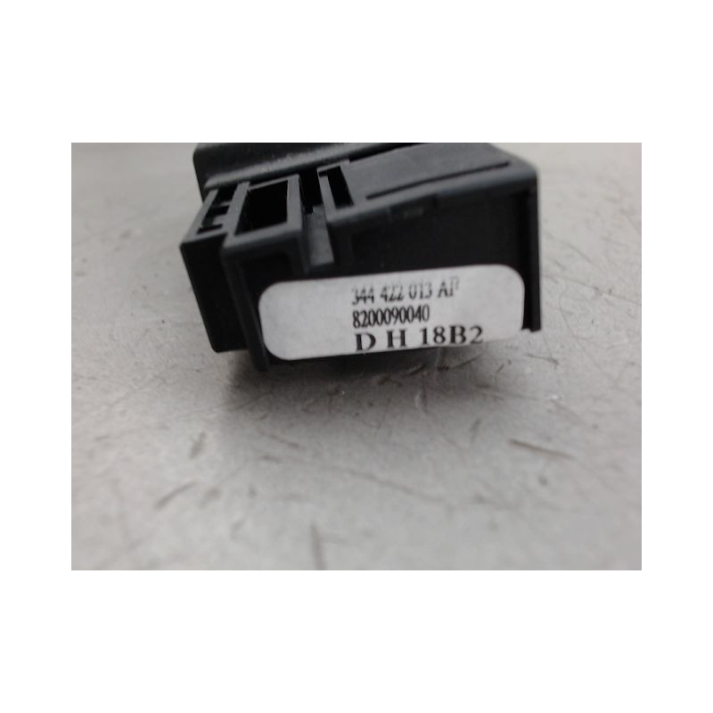 COMMANDE AUTORADIO RENAULT TWINGO