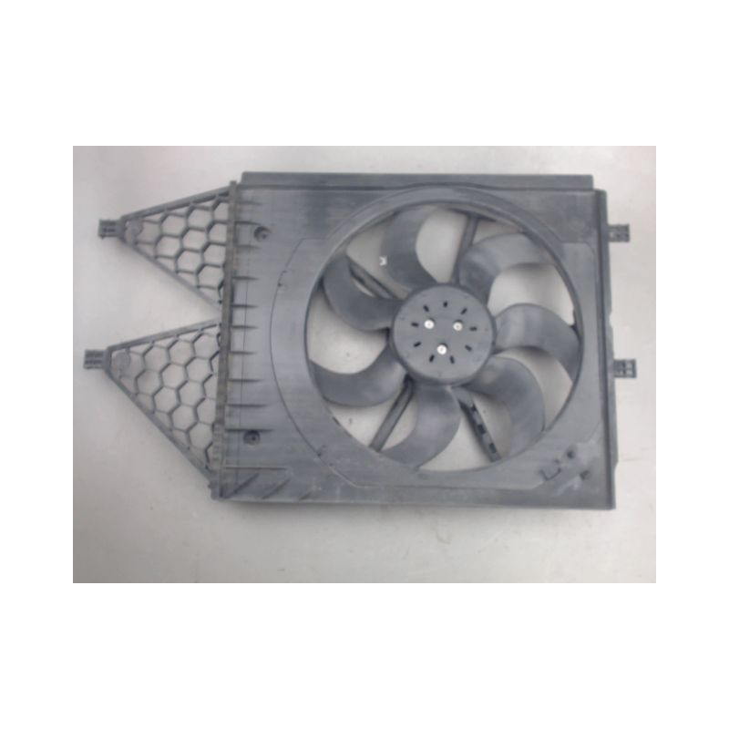 MOTEUR VENTILATEUR RADIATEUR AUDI A1