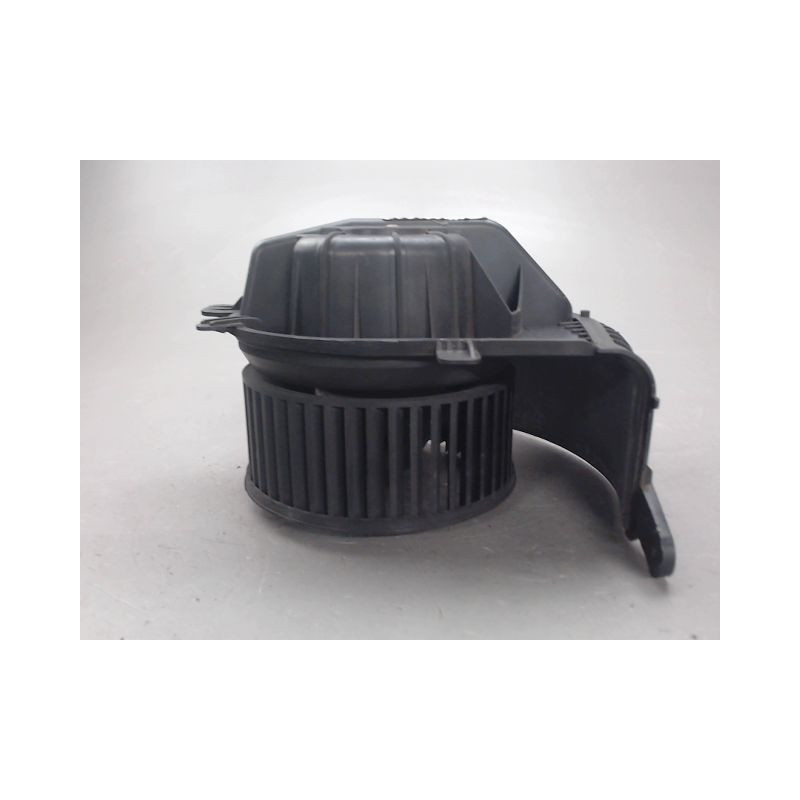 MOTEUR VENTILATEUR CHAUFFAGE RENAULT MEGANE