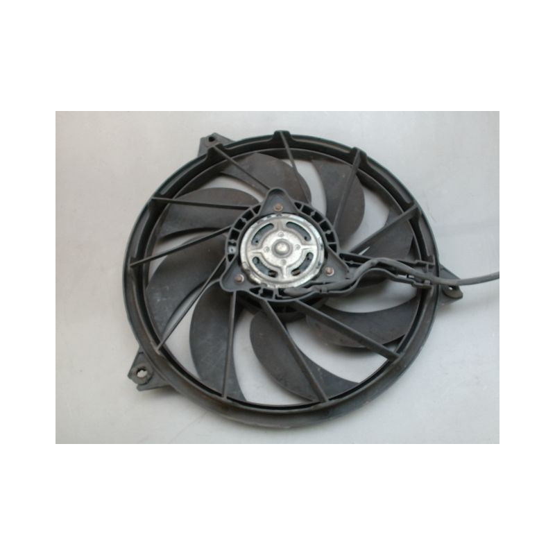 MOTEUR VENTILATEUR RADIATEUR PEUGEOT 206