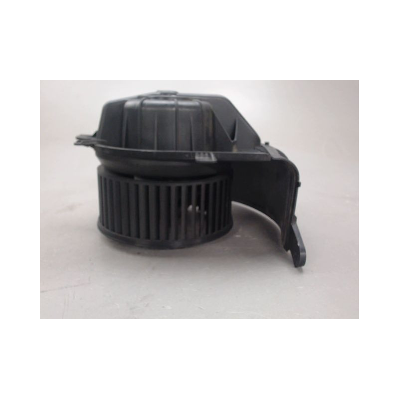 MOTEUR VENTILATEUR CHAUFFAGE RENAULT MEGANE