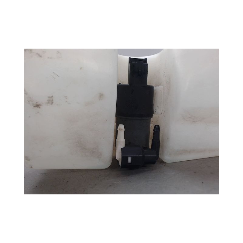 RESERVOIR LAVE-GLACE AVANT DACIA LOGAN