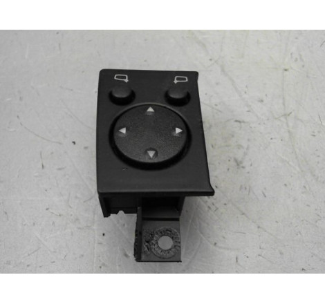 COMMANDE RETROVISSEUR EXT ELECTRIQUE