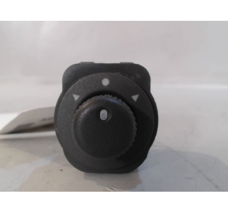 COMMANDE RETROVISSEUR EXT ELECTRIQUE