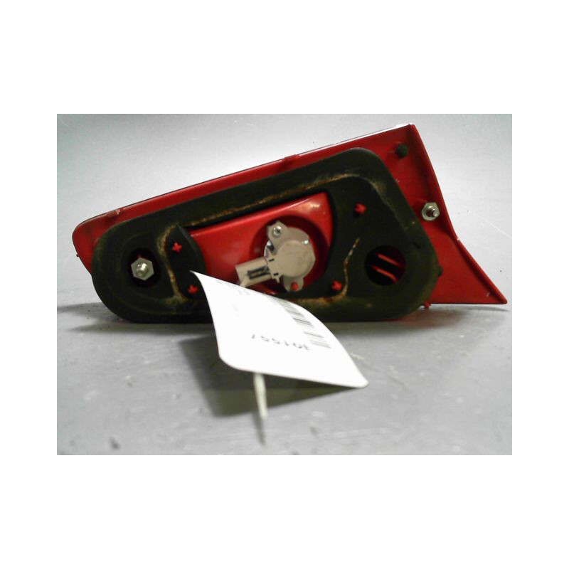 FEU ARRIERE INTERIEUR DROIT ALFA ROMEO 147