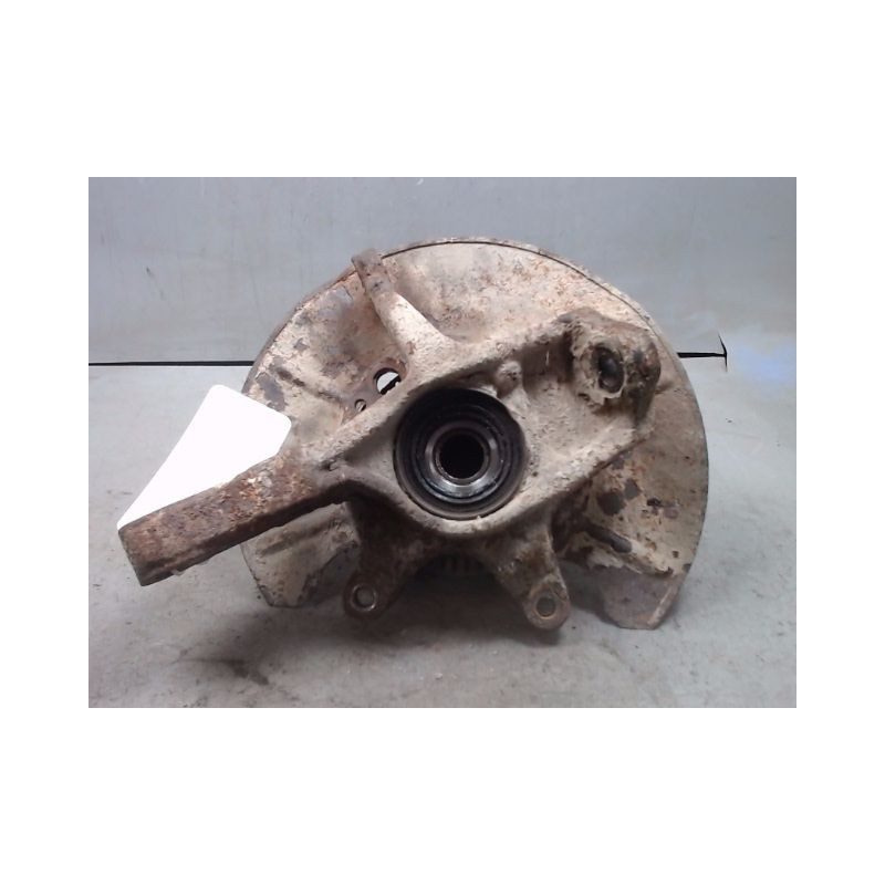 PIVOT AVANT GAUCHE SUZUKI VITARA