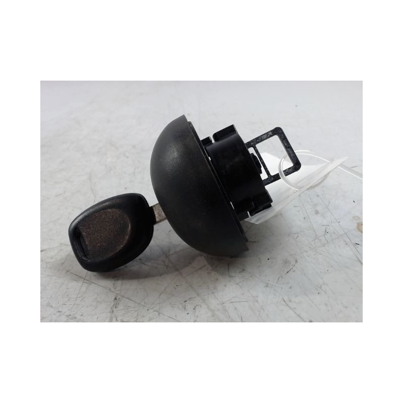 BOUCHON RESERVOIR A CARBURANT RENAULT CLIO II CAMPUS 06-