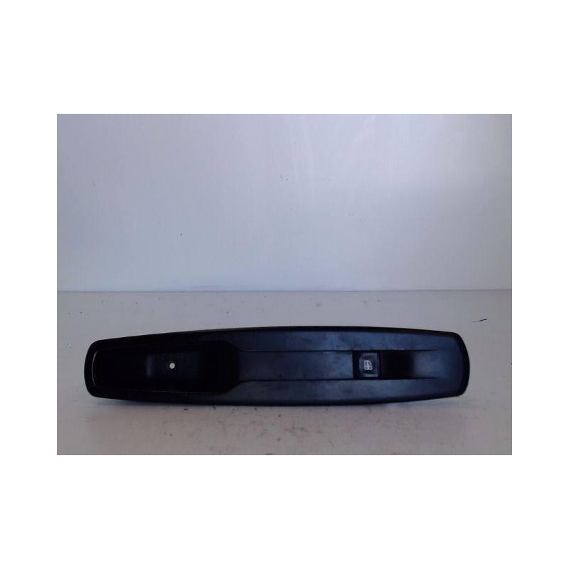 COMMANDE LEVE-GLACE PORTE AVD RENAULT SCENIC III