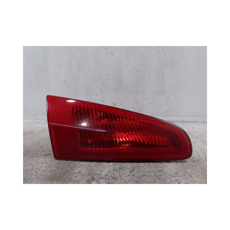 FEU ARRIERE INTERIEUR GAUCHE ALFA ROMEO 147 2004-