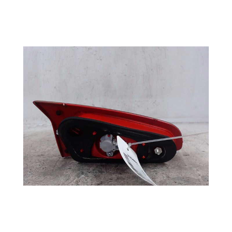 FEU ARRIERE INTERIEUR DROIT ALFA ROMEO 147 2004-
