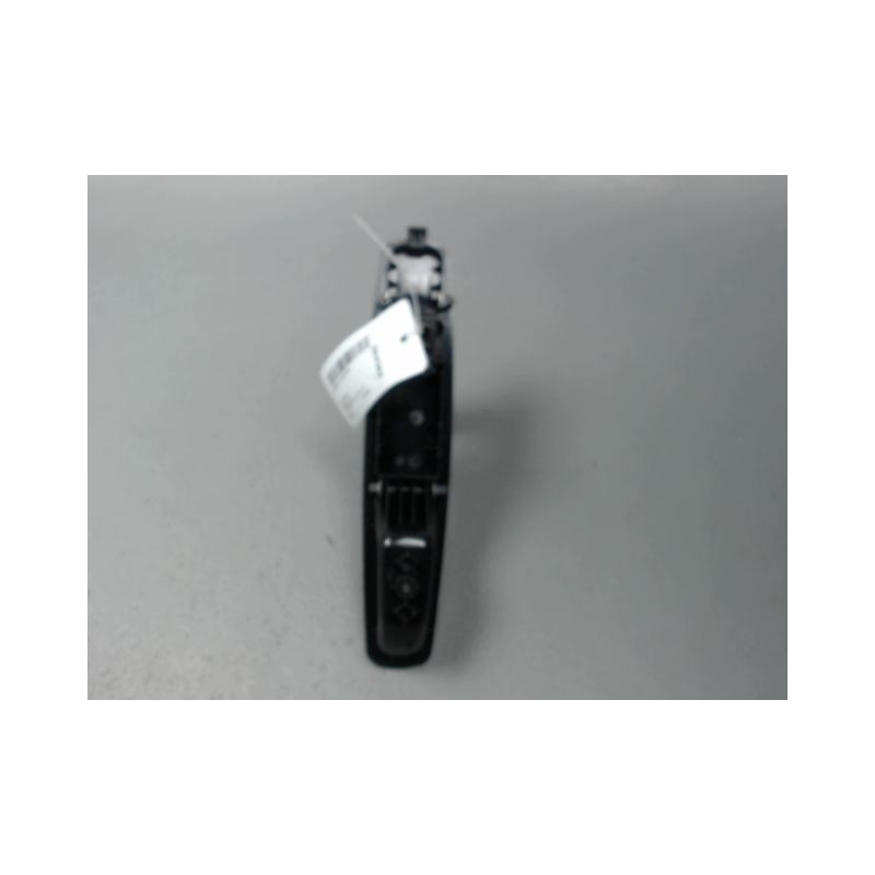 COMMANDE LEVE-GLACE PORTE AVD RENAULT MEGANE